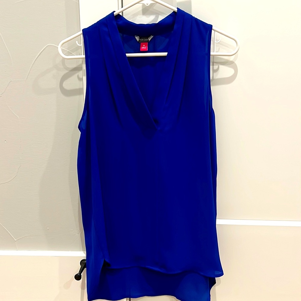 Vince Camuto Top